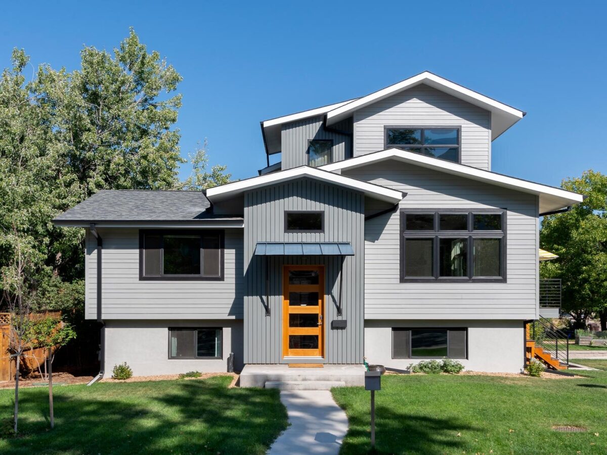 Is The 70s Splitlevel The New Ranch Split Level House Exterior