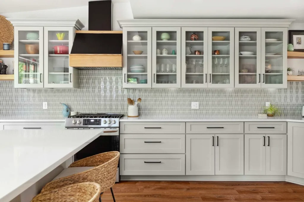 The Benefits of Remodeling Your Kitchen Cabinets 2