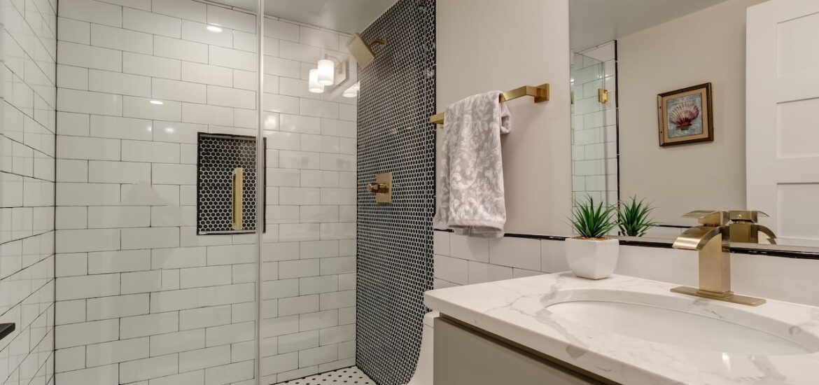 Small kitchen remodel Arlington condo VA by WellCraft Kitchens