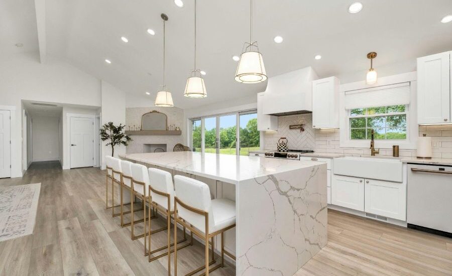 Kitchen Remodeler in Sterling: Island or Peninsula for Your Space?