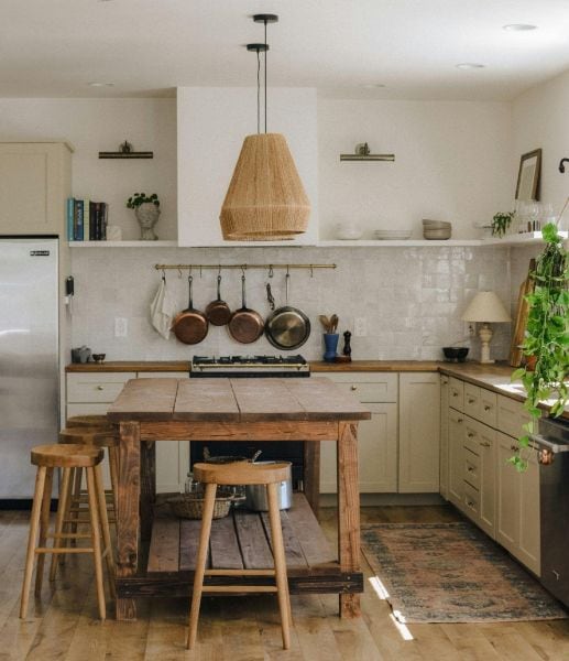 Kitchen Remodeling Near Me: Smart Upgrades for Older Homes
